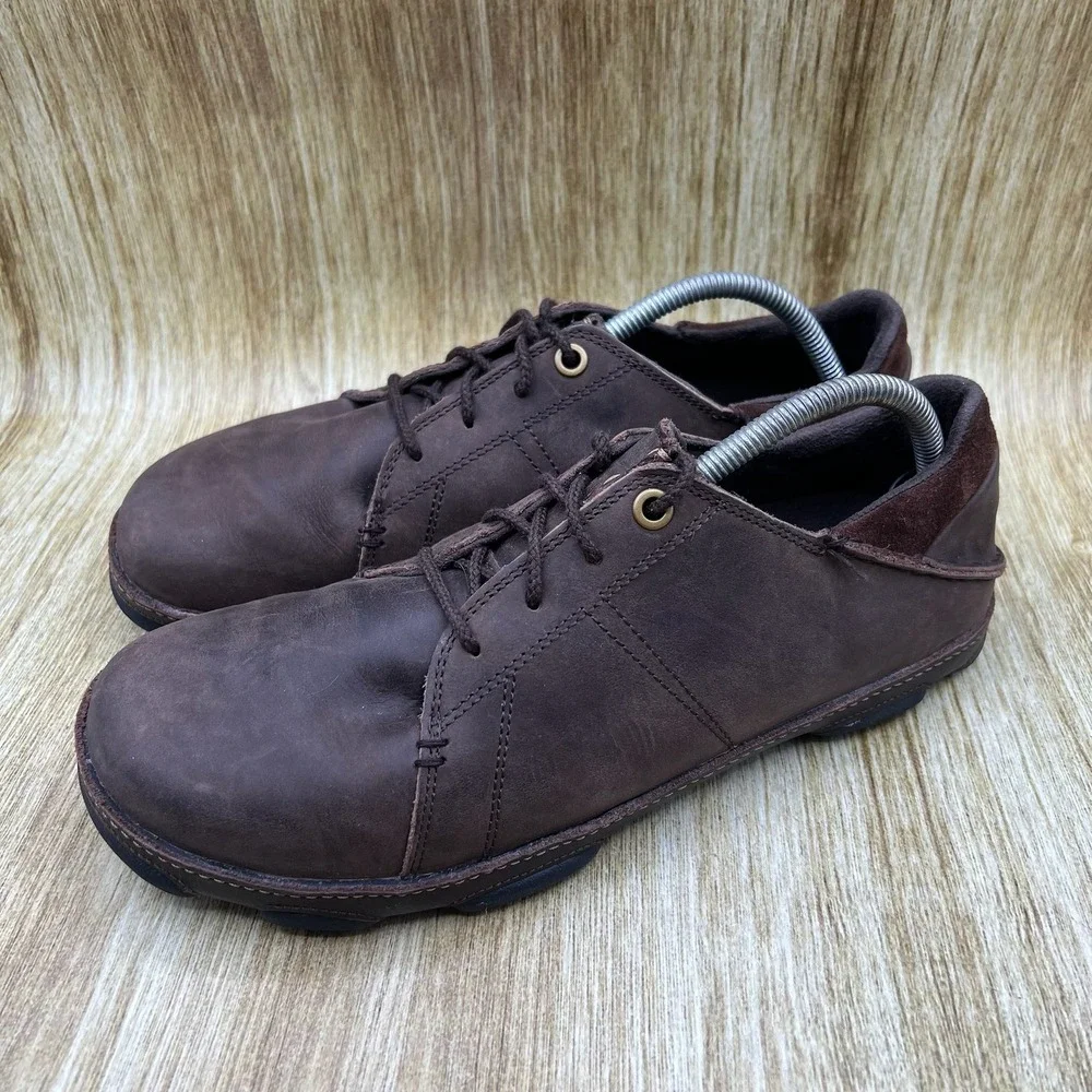 OluKai Hano Oxford Men's Size 10 Dark Brown Leather Lace Up Drop-In Heel Casual‎